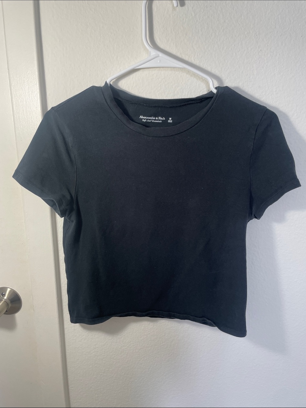 Abercrombie & Fitch Black Short Sleeve Crop Tee
